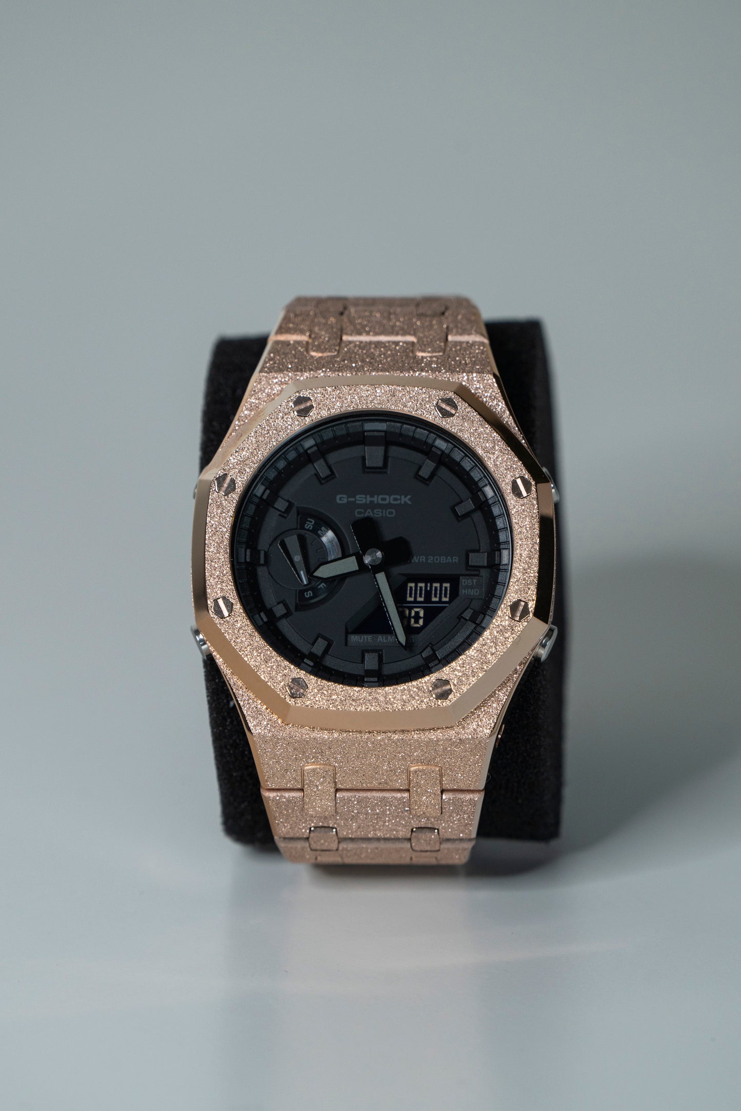 FROSTED OAK METAL - ROSE GOLD ON BLACK