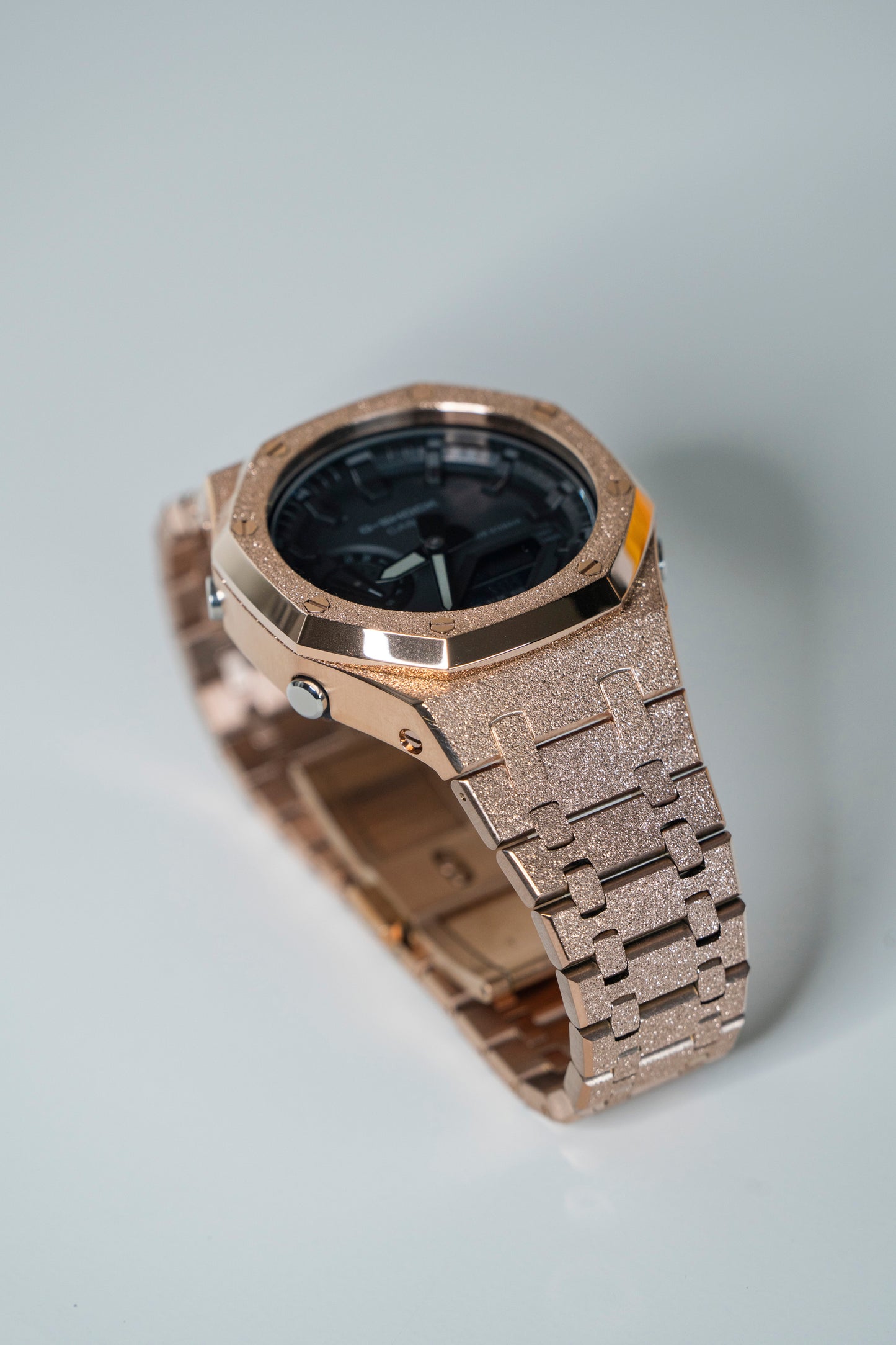 FROSTED OAK METAL - ROSE GOLD ON BLACK