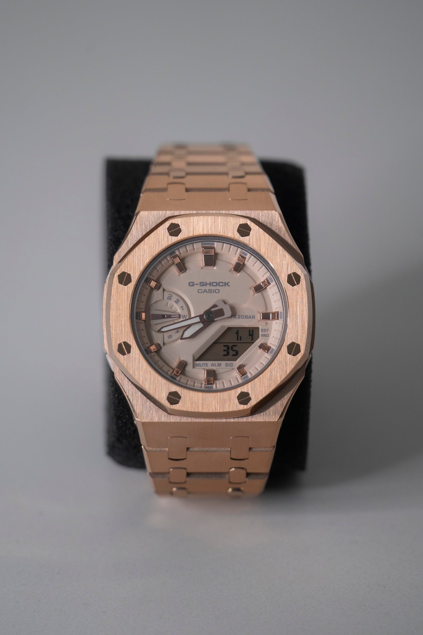 OAK METAL - ROSE GOLD ON ROSE GOLD