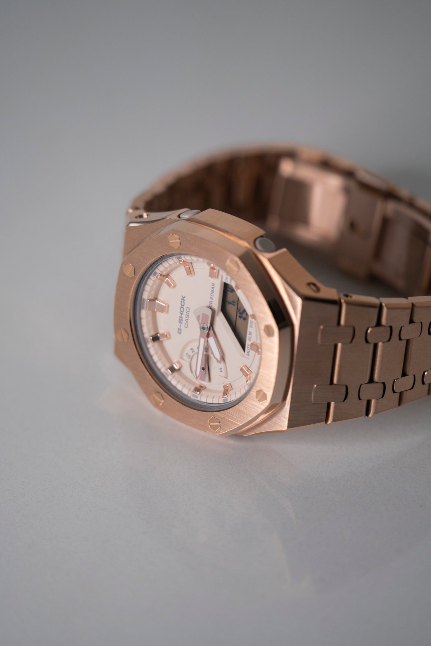 OAK METAL - ROSE GOLD ON ROSE GOLD